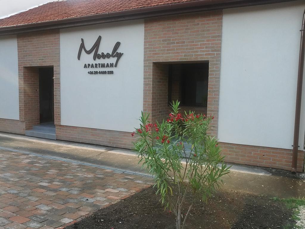 Mosoly Deluxe Apartman Jula Exterior foto